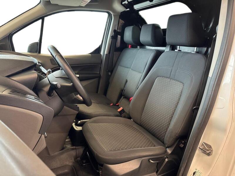 Ford Transit Connect vaihtoauto