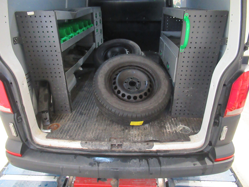 Volkswagen Transporter vaihtoauto