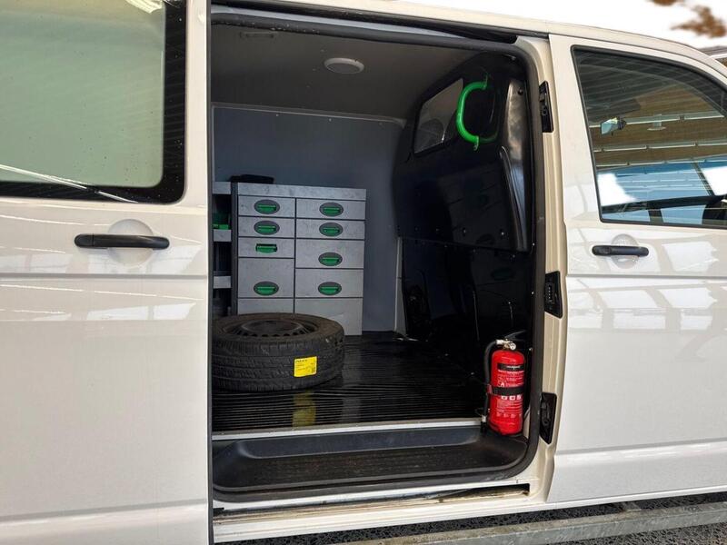 Volkswagen Transporter vaihtoauto