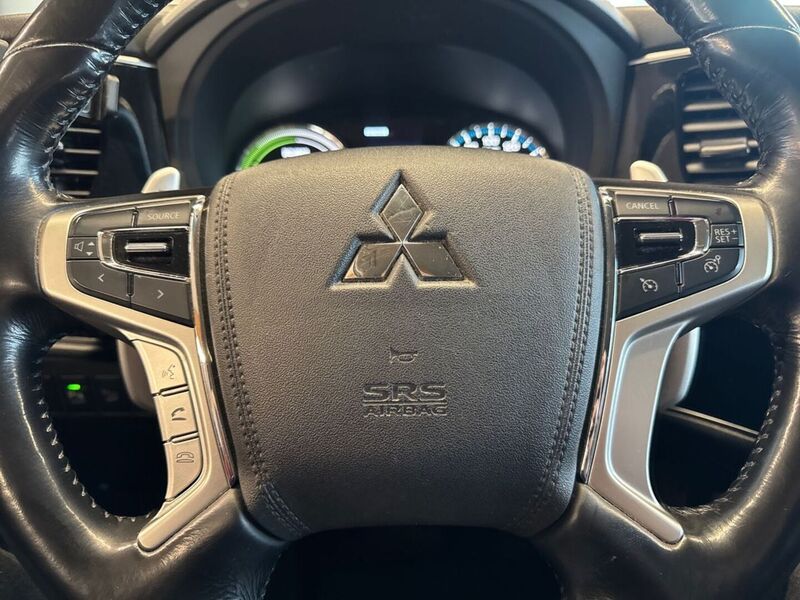 Mitsubishi Outlander PHEV vaihtoauto