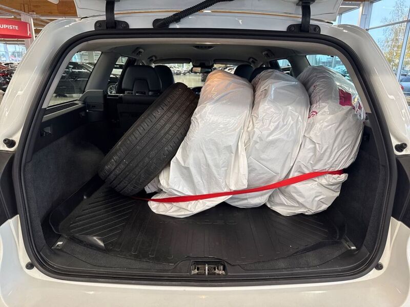 Volvo V70 vaihtoauto