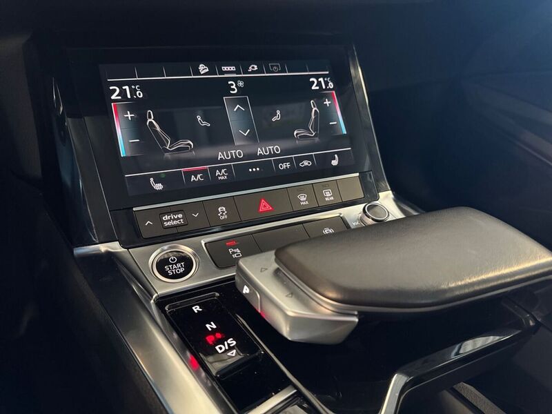 Audi Q8 e-tron vaihtoauto