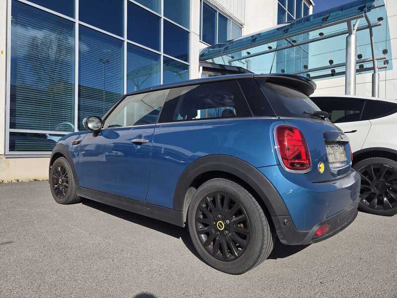 Mini Hatchback vaihtoauto