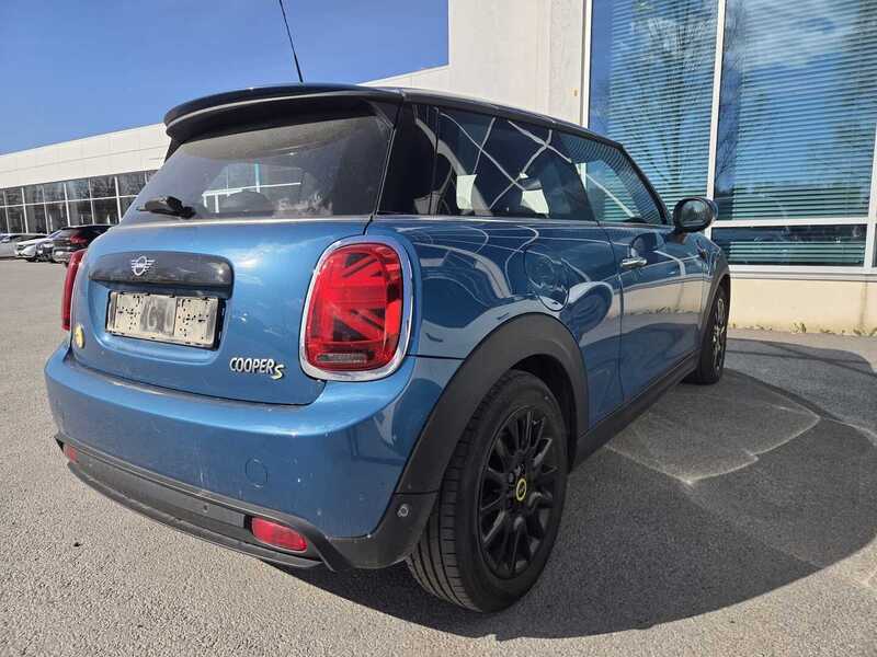Mini Hatchback vaihtoauto