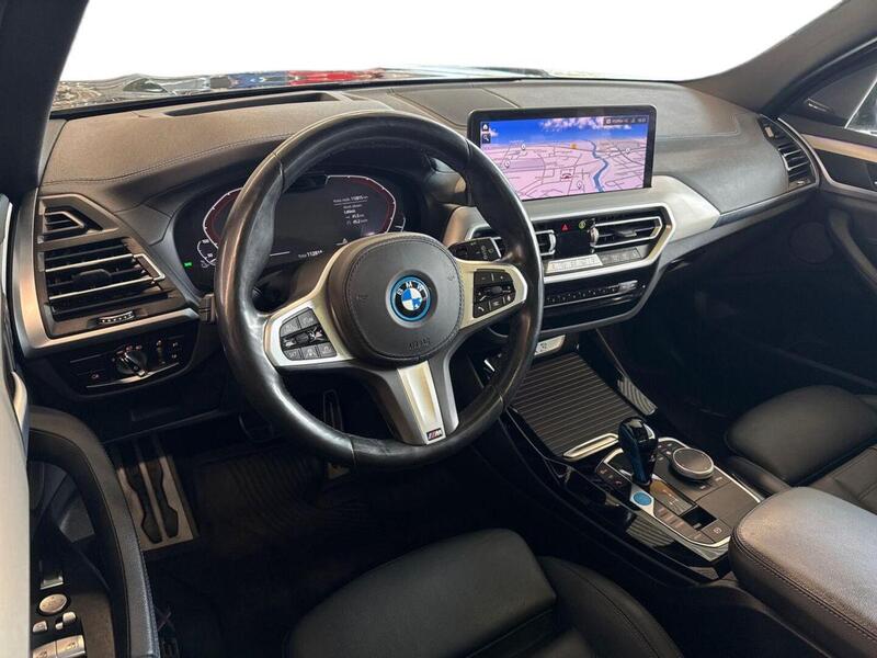 BMW iX3 vaihtoauto