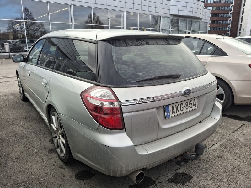 Subaru Legacy vaihtoauto