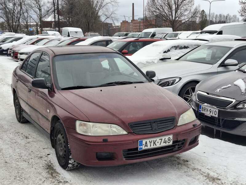 Honda Accord vaihtoauto