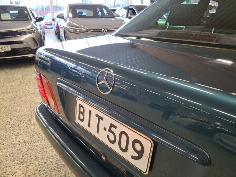 Mercedes-Benz E vaihtoauto