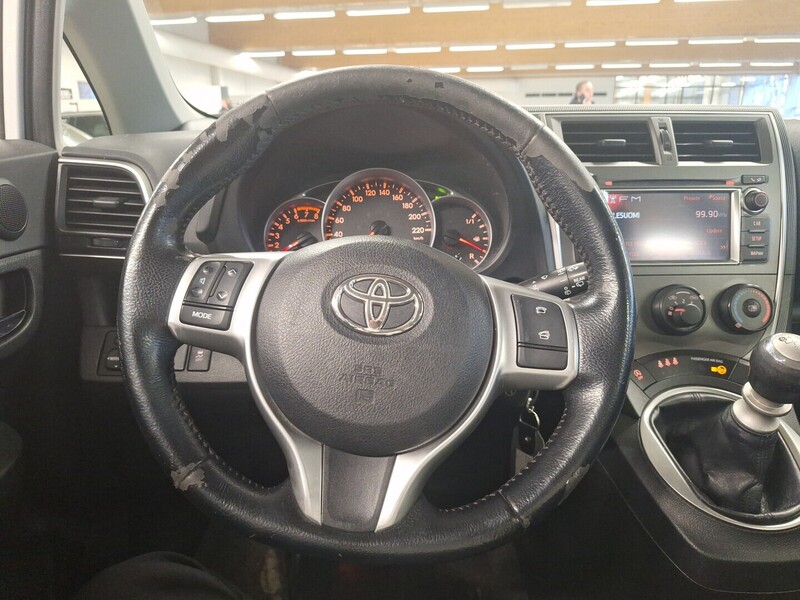 Toyota Verso-S vaihtoauto