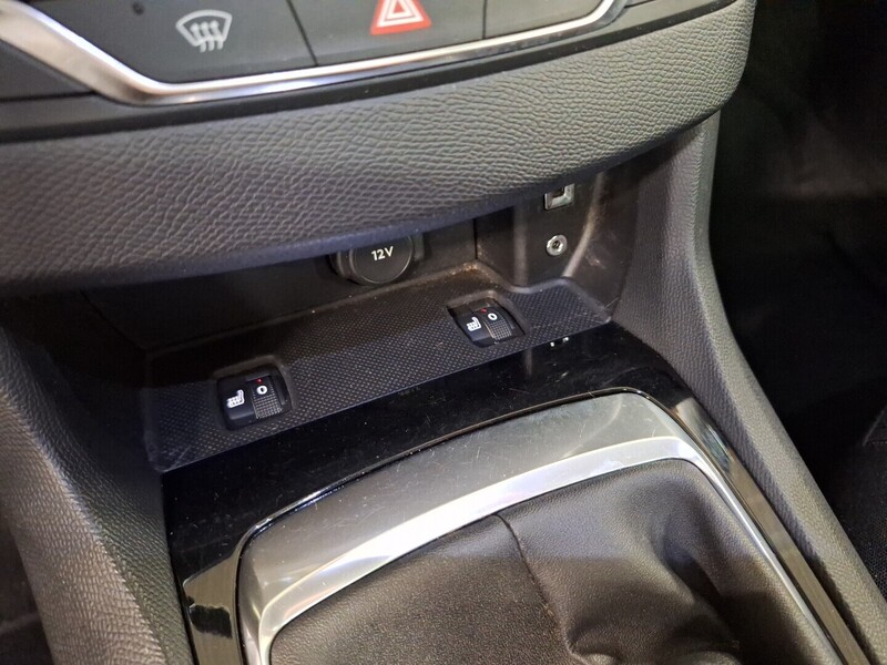 Peugeot 308 vaihtoauto