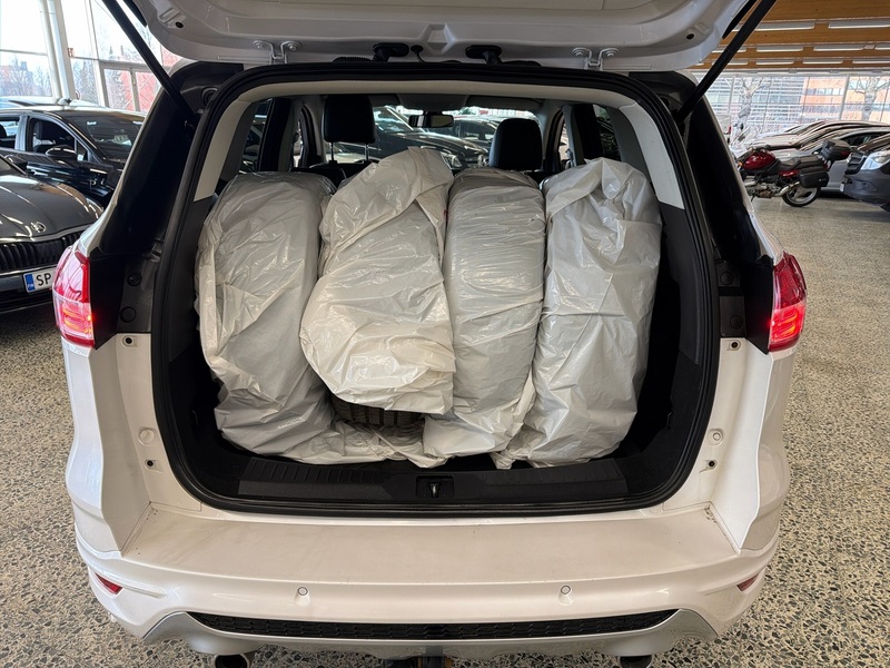 Ford Kuga vaihtoauto