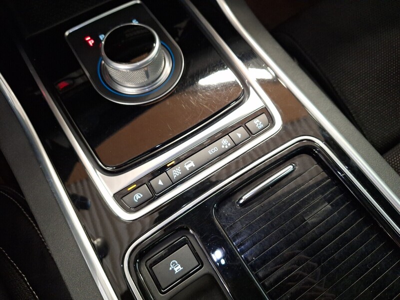 Jaguar XF vaihtoauto