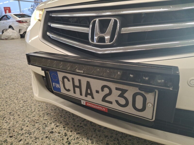 Honda Accord vaihtoauto