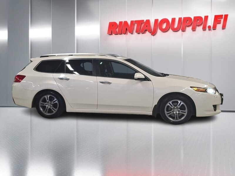 Honda Accord vaihtoauto