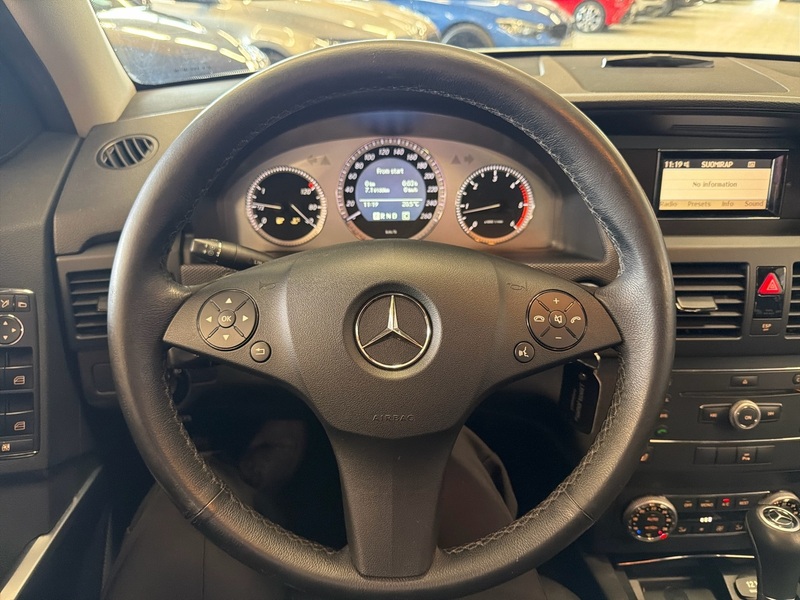 Mercedes-Benz GLK vaihtoauto
