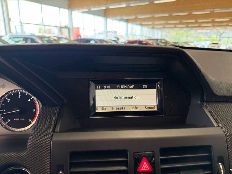 Mercedes-Benz GLK vaihtoauto
