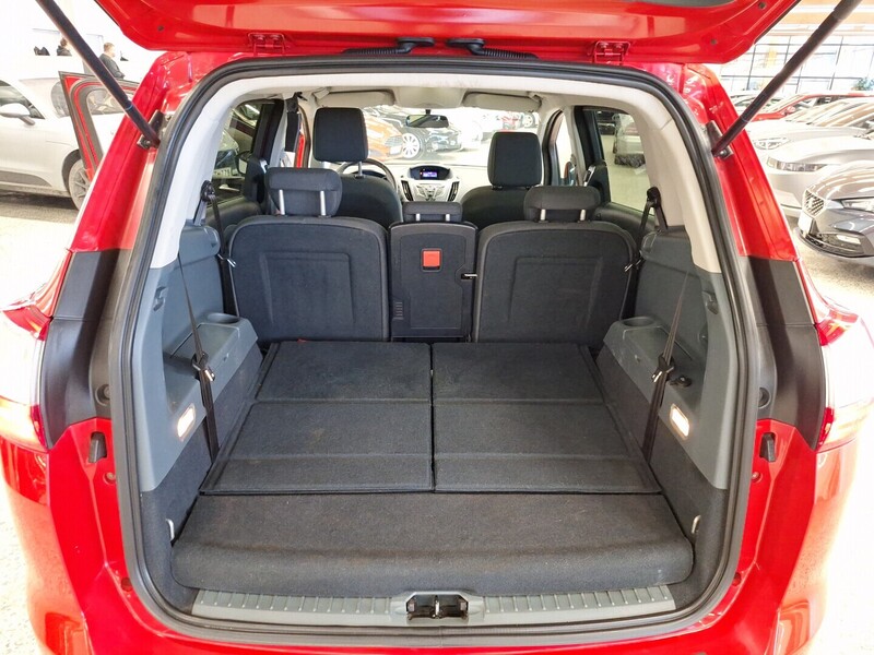 Ford Grand C-MAX vaihtoauto