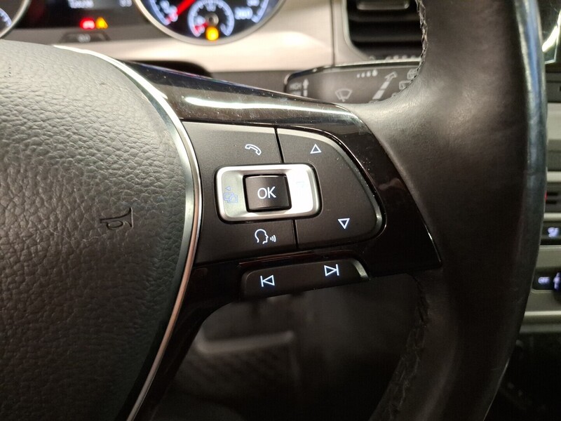 Volkswagen Golf Sportsvan vaihtoauto