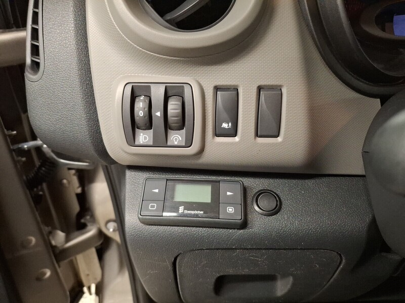 Renault Trafic vaihtoauto