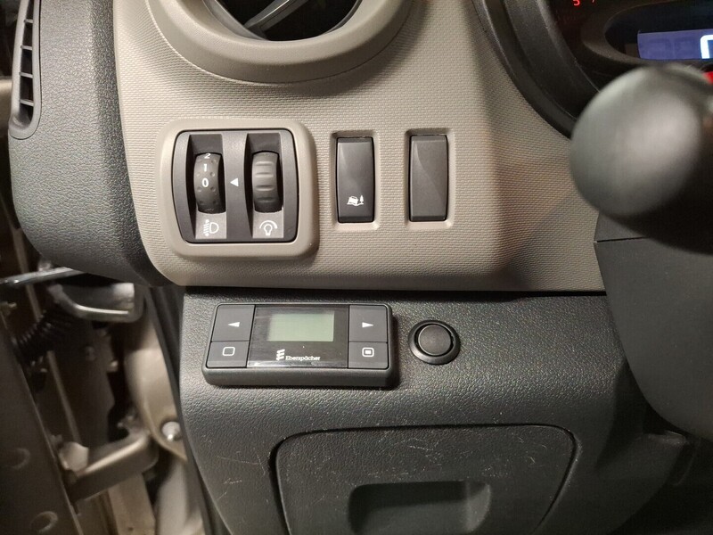 Renault Trafic vaihtoauto