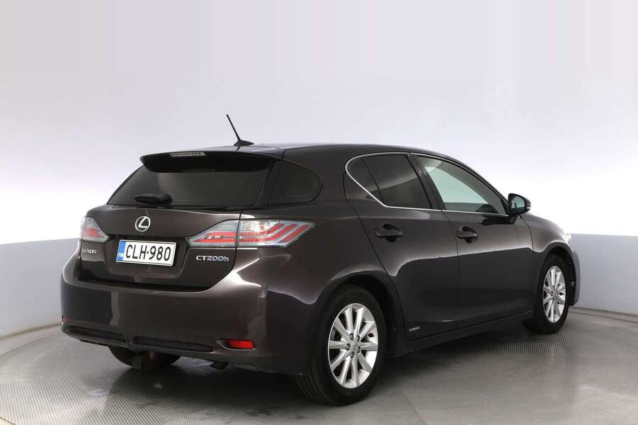 Lexus CT vaihtoauto