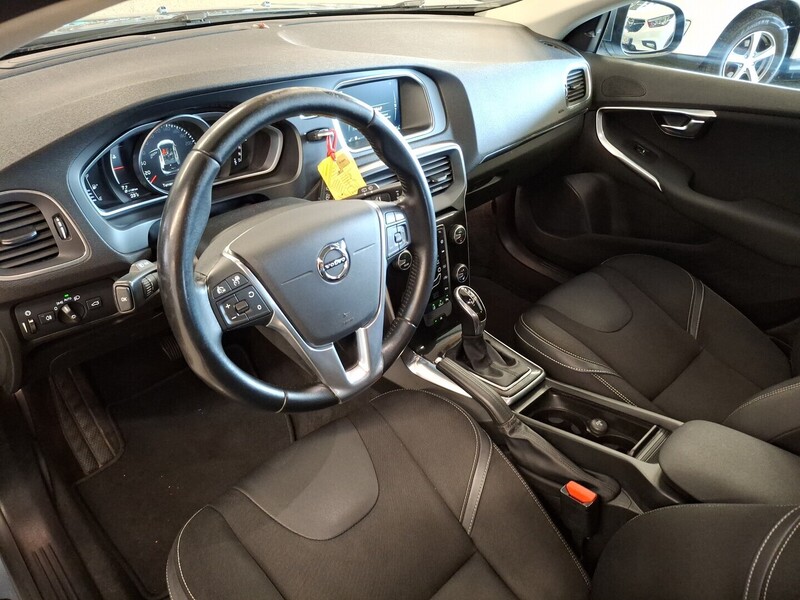 Volvo V40 vaihtoauto