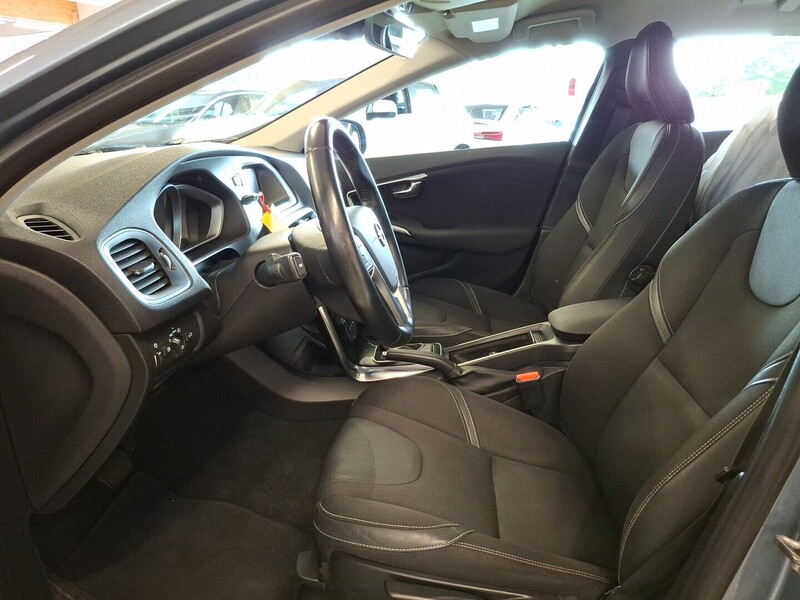 Volvo V40 vaihtoauto