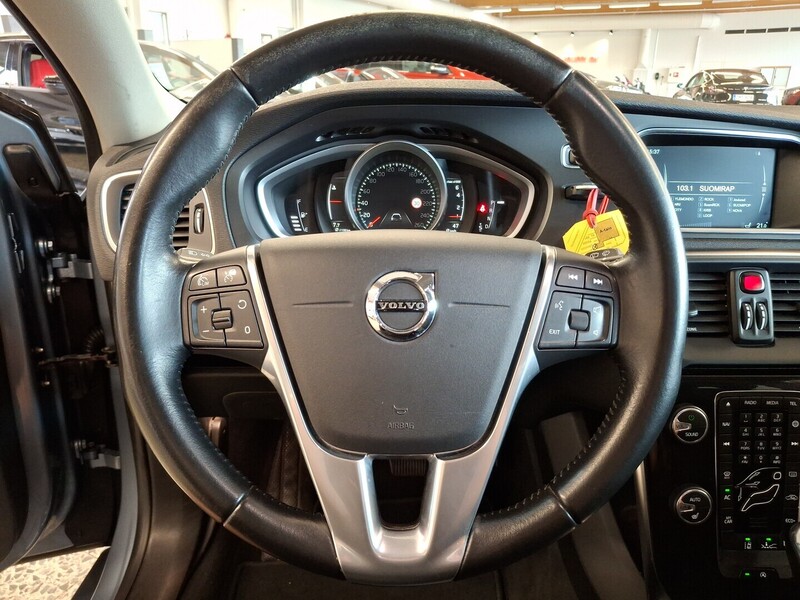 Volvo V40 vaihtoauto