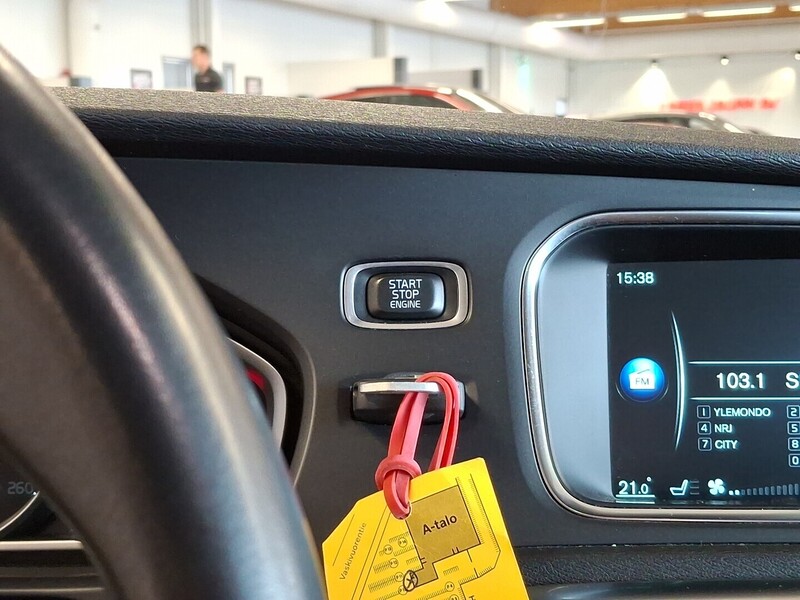 Volvo V40 vaihtoauto