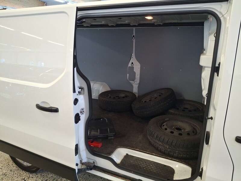 Nissan NV300 vaihtoauto