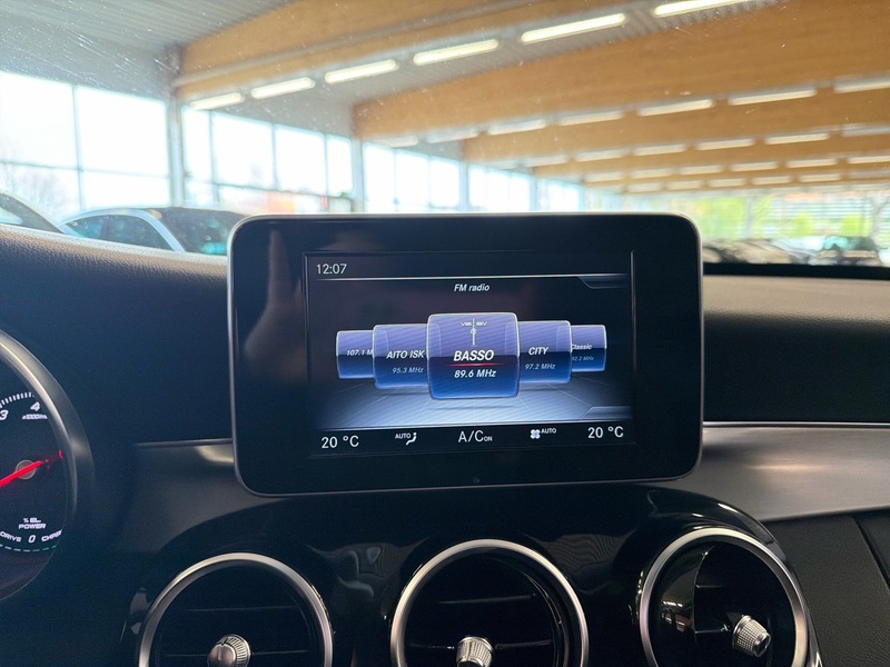 Mercedes-Benz C vaihtoauto
