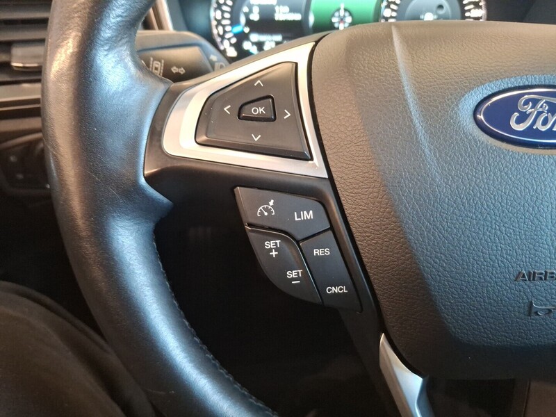 Ford Mondeo vaihtoauto