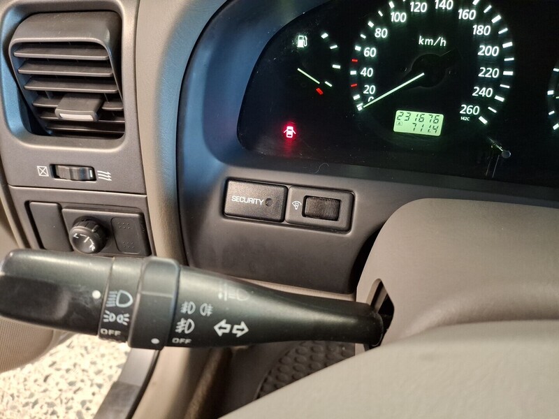 Nissan Maxima vaihtoauto