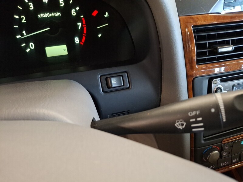 Nissan Maxima vaihtoauto