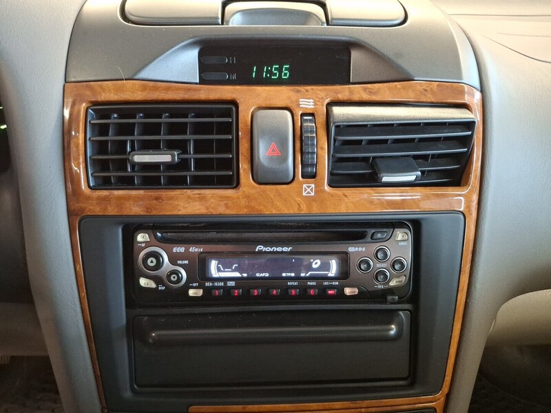 Nissan Maxima vaihtoauto