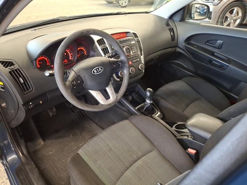 Kia Ceed vaihtoauto