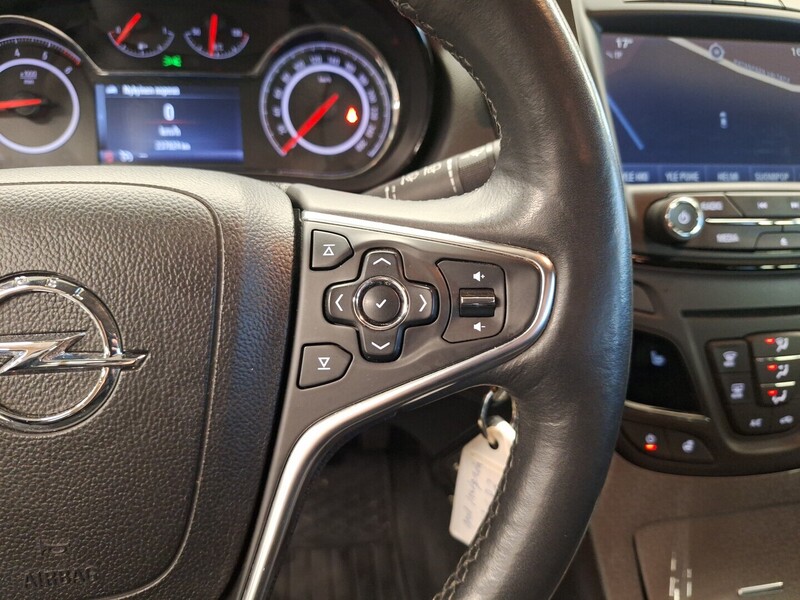 Opel Insignia vaihtoauto