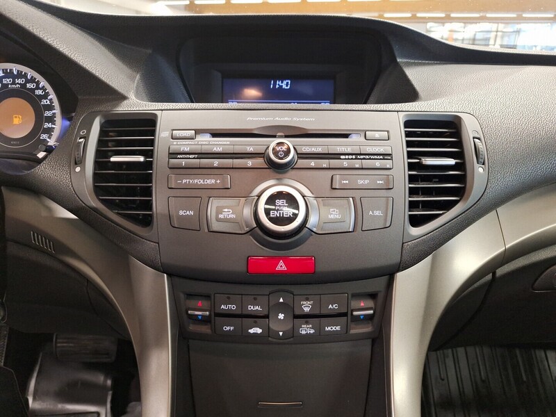 Honda Accord vaihtoauto