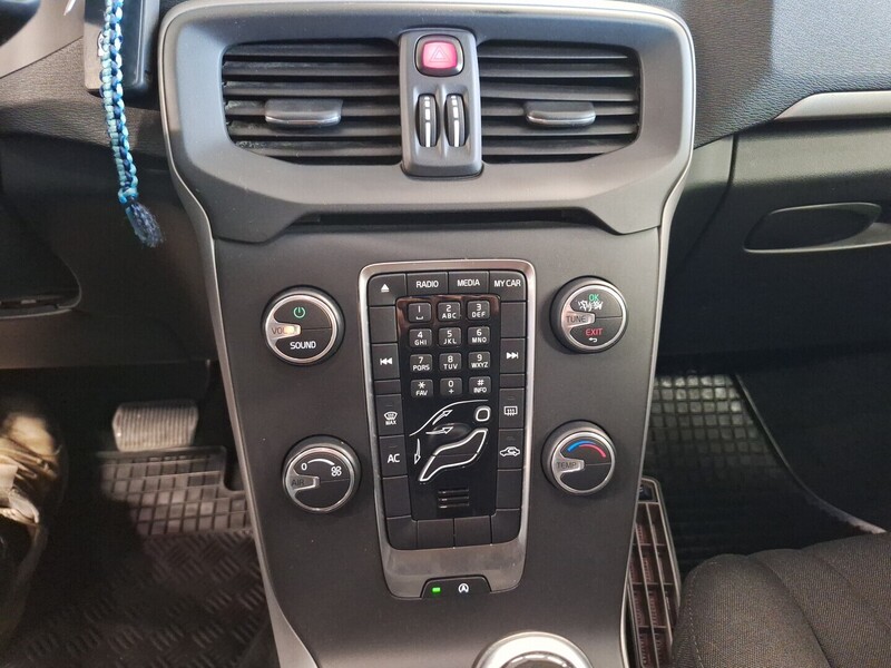 Volvo V40 vaihtoauto