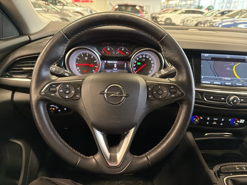Opel Insignia vaihtoauto