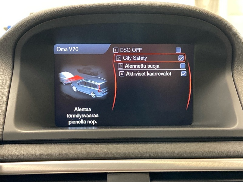 Volvo V70 vaihtoauto