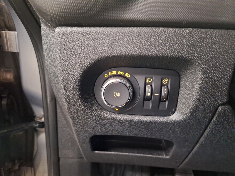 Opel Corsa vaihtoauto