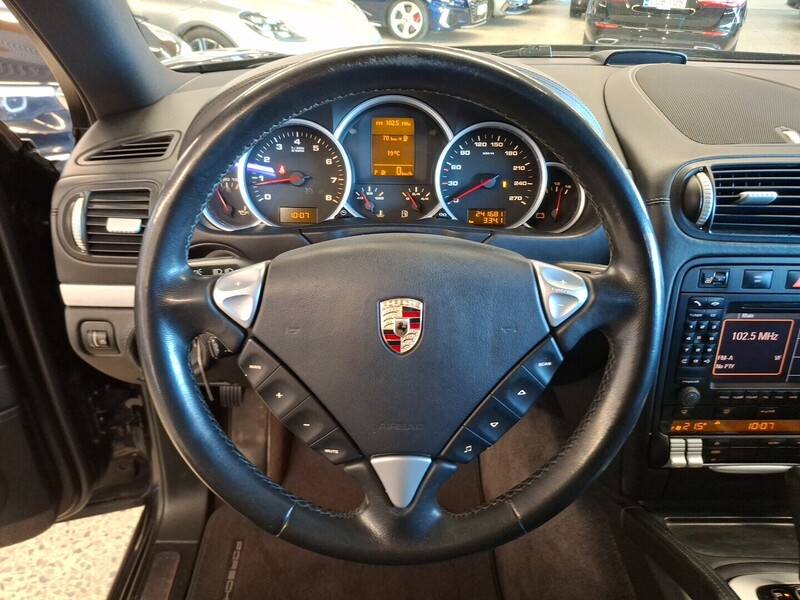 Porsche Cayenne vaihtoauto