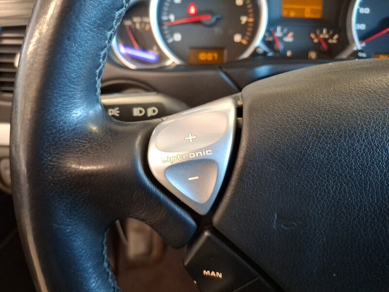 Porsche Cayenne vaihtoauto