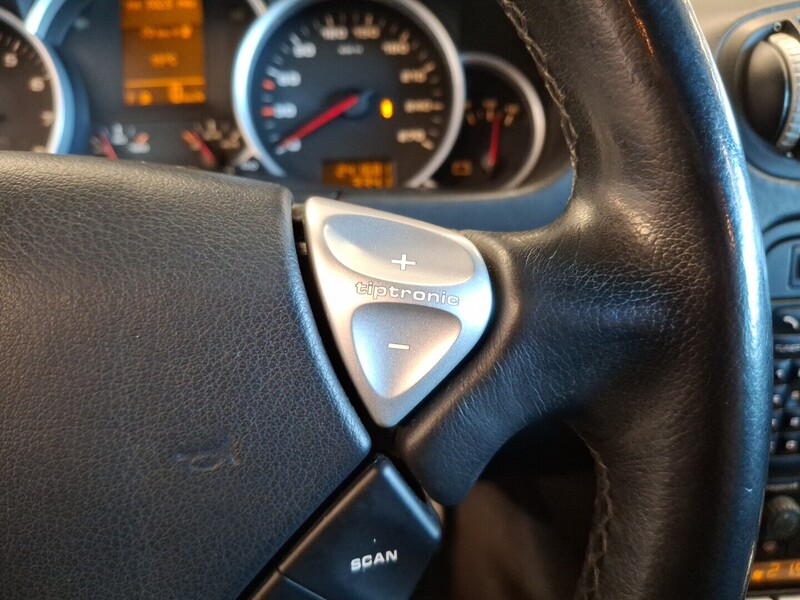 Porsche Cayenne vaihtoauto