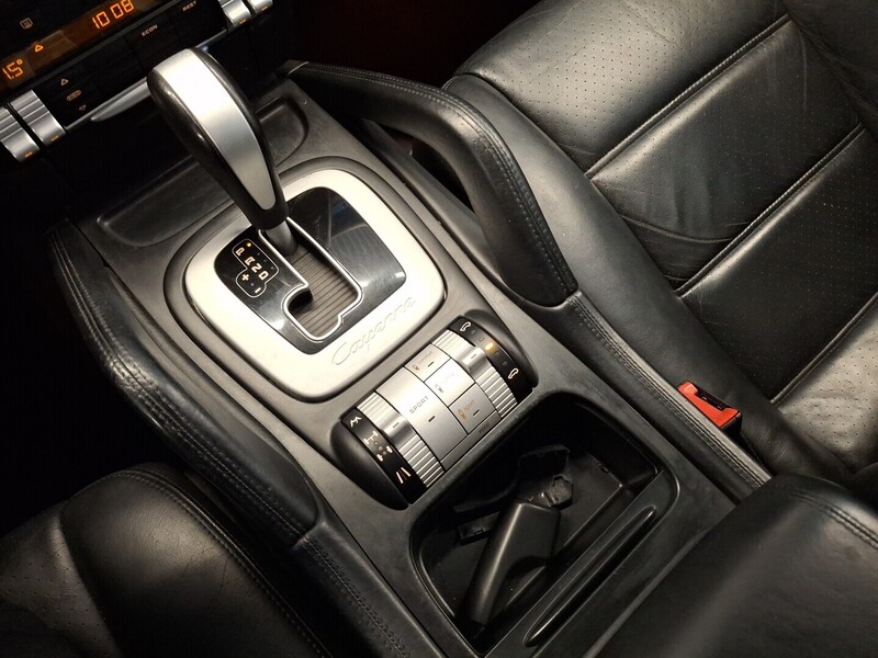 Porsche Cayenne vaihtoauto