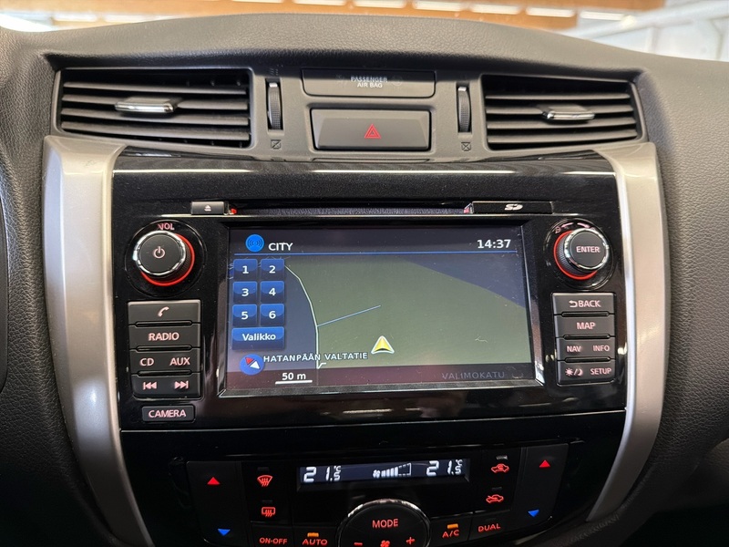 Nissan Navara vaihtoauto