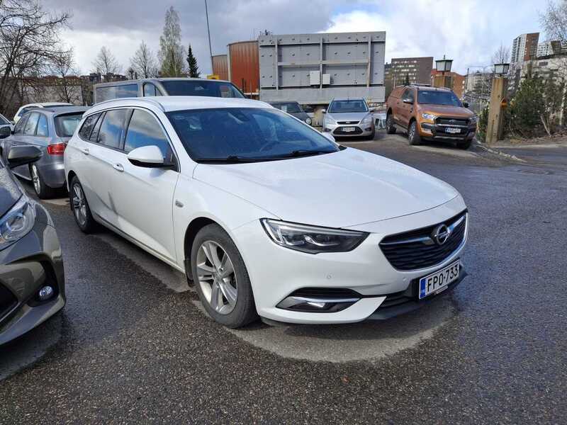 Opel Insignia vaihtoauto