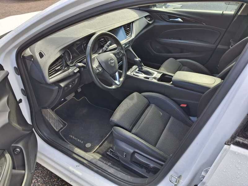 Opel Insignia vaihtoauto