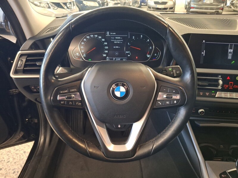 BMW 320 vaihtoauto